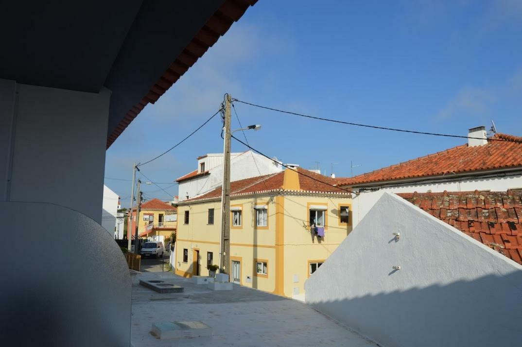 Casa Do Rochedo Daire Ribamar  Dış mekan fotoğraf